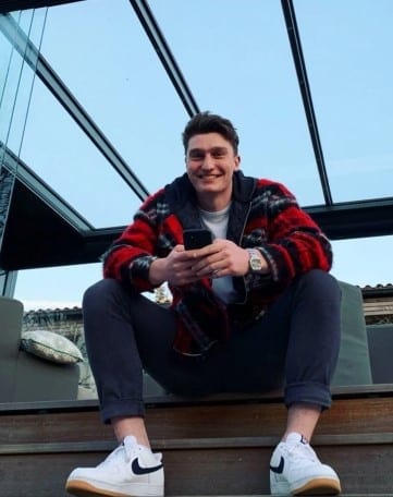 Für Jan-Bernd eine sichere Nummer – das duale Studium @ EY